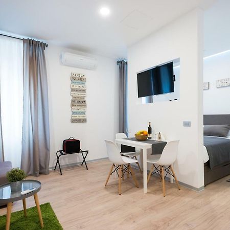 H4U Smart Deluxe Apartment Zagreb Bagian luar foto