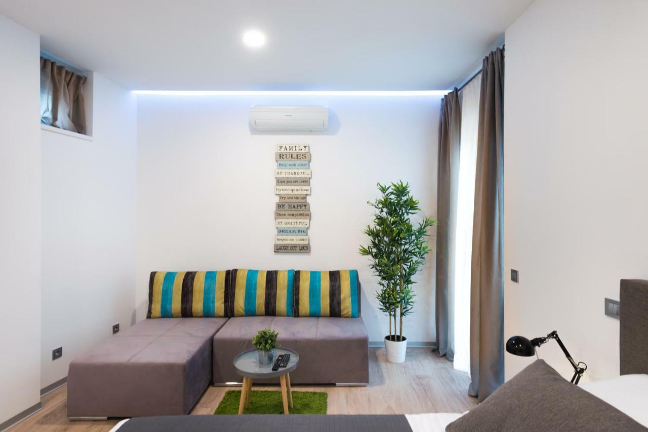 H4U Smart Deluxe Apartment Zagreb Bagian luar foto