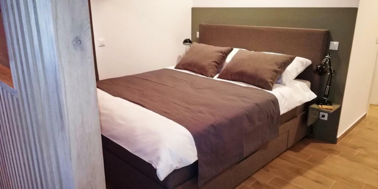 H4U Smart Deluxe Apartment Zagreb Bagian luar foto