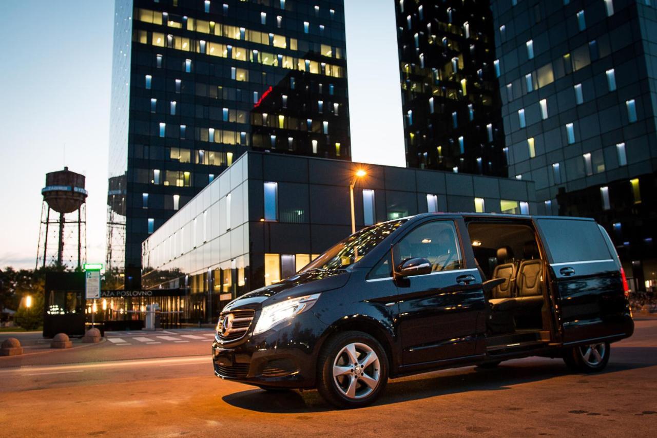 H4U Smart Deluxe Apartment Zagreb Bagian luar foto